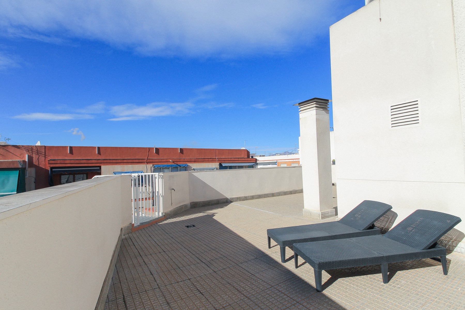 3 Bed, 2 Bath, ApartmentFor Sale, Alicante, Alicante