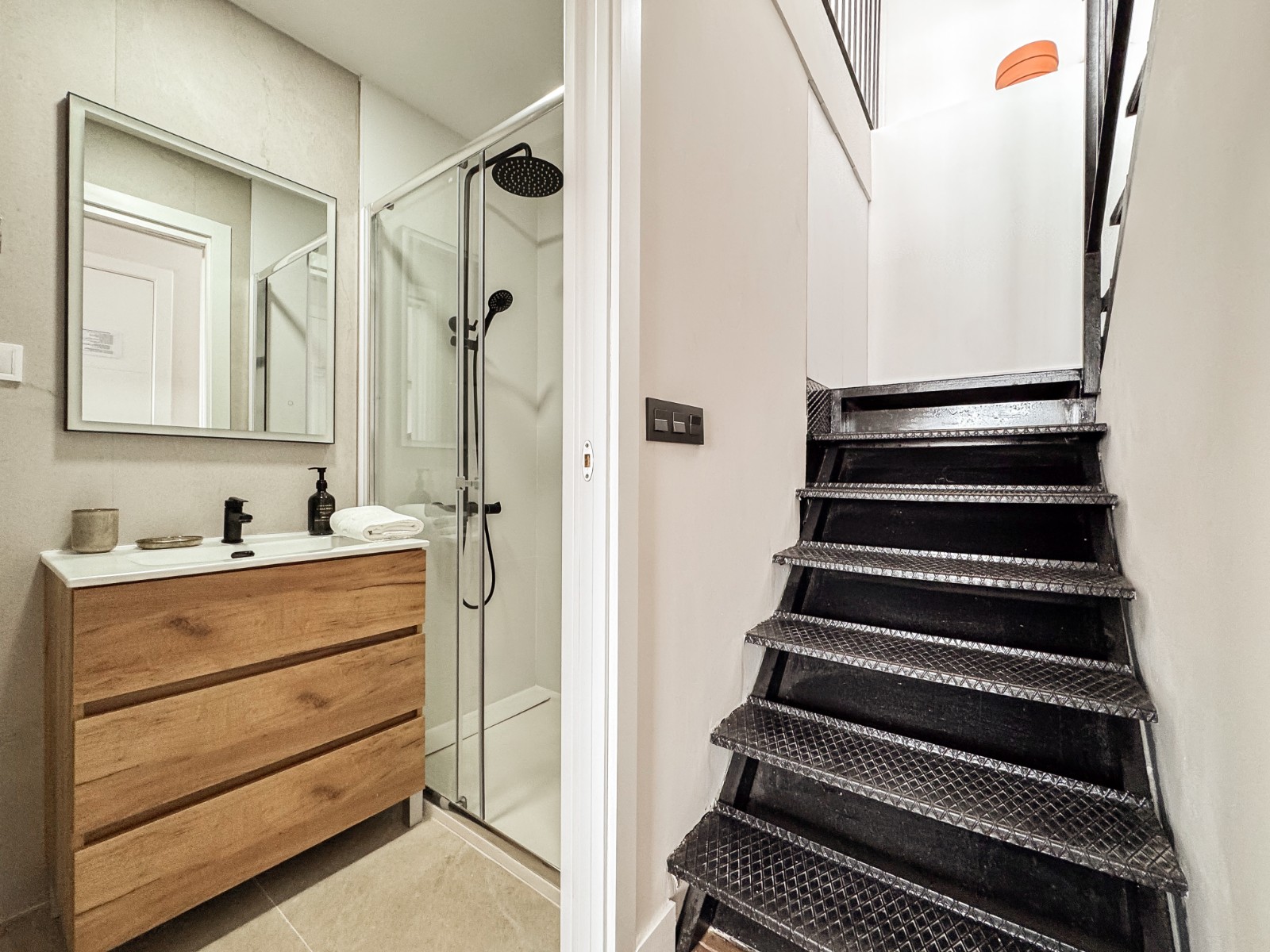 2 Bed, 2 Bath, ApartmentFor Sale, Alicante, Alicante