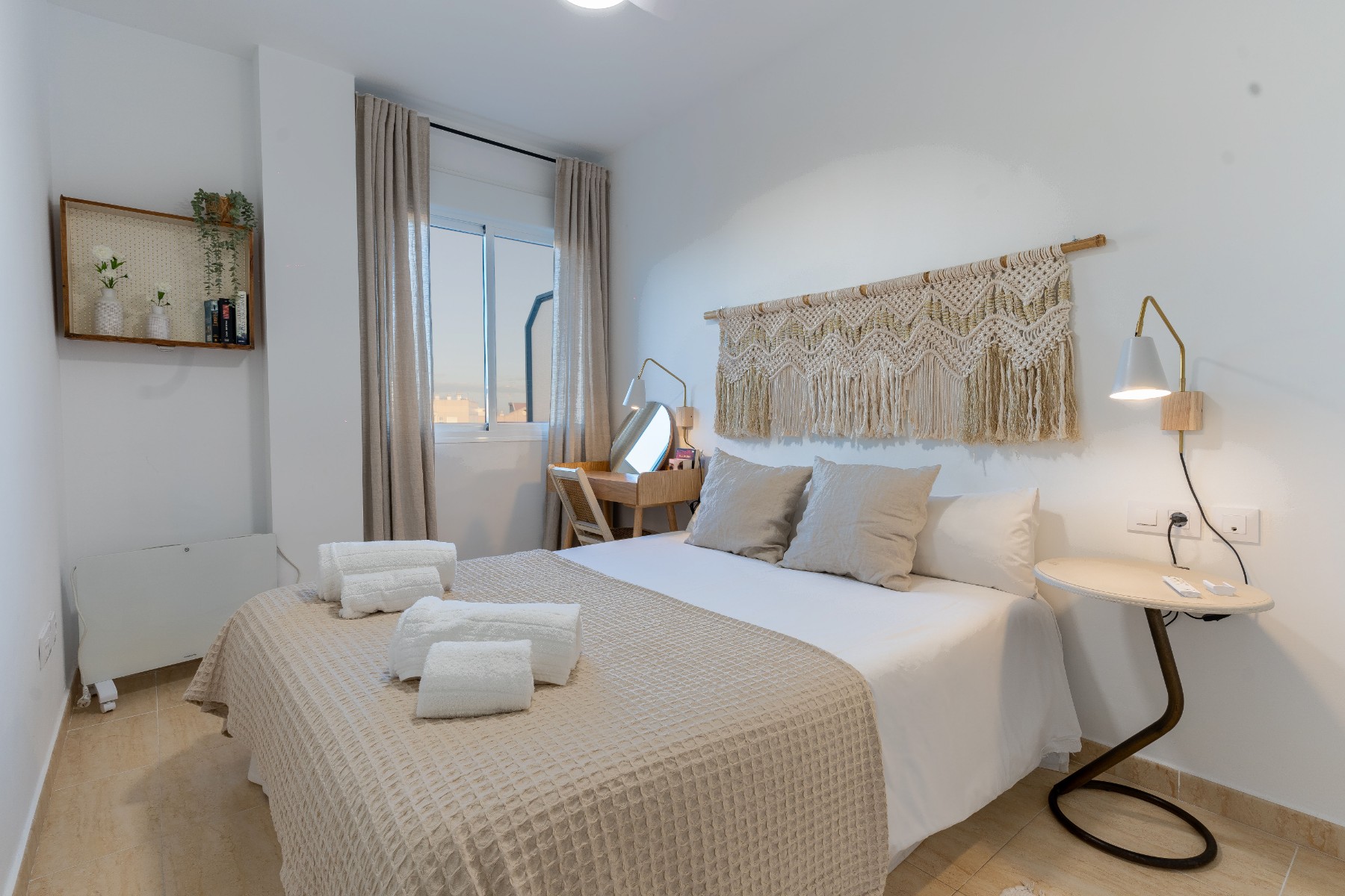 2 Bed, 1 Bath, ApartmentFor Sale, El Campello, Alicante