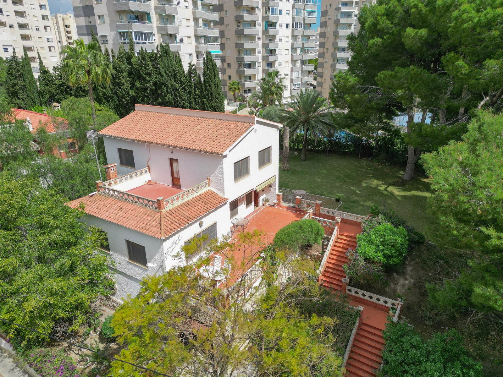 4 Bed, 3 Bath, HouseFor Sale, El Campello, Alicante