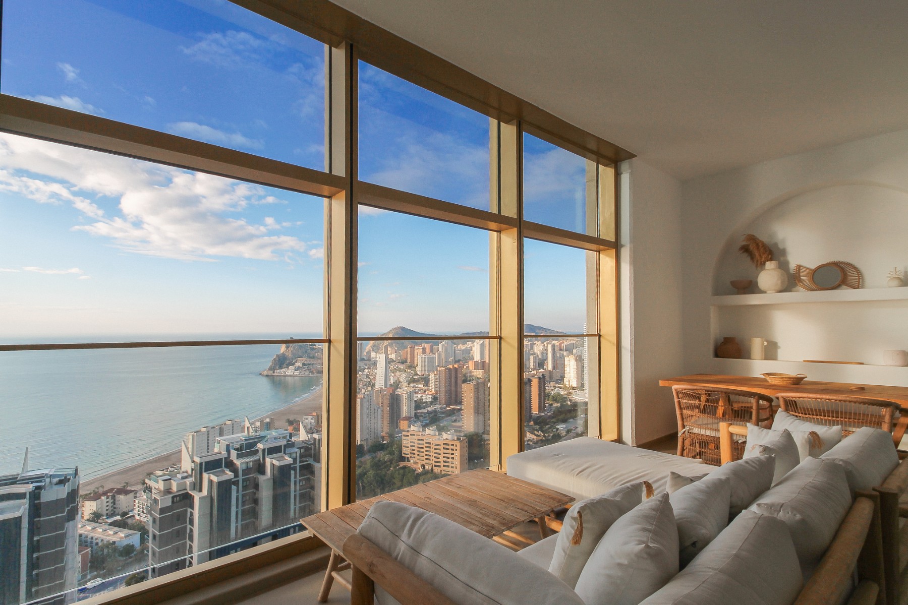 2 Bed, 2 Bath, ApartmentFor Sale, Benidorm, Alicante