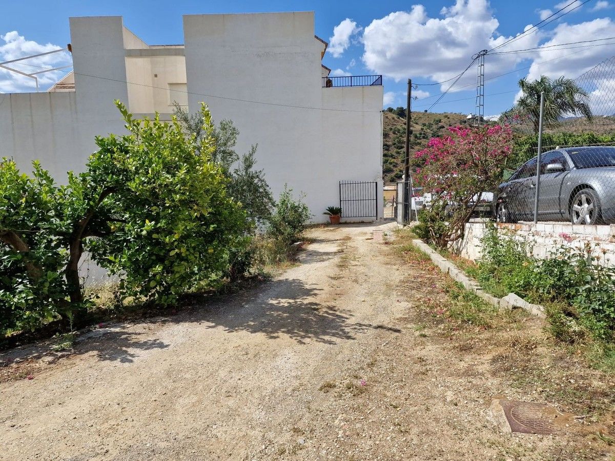 8 Bed, 3 Bath, HouseFor Sale, Tolox, Malaga