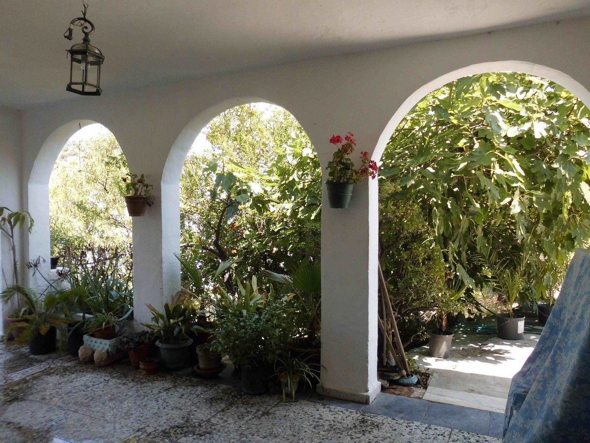 8 Bed, 3 Bath, HouseFor Sale, Tolox, Malaga