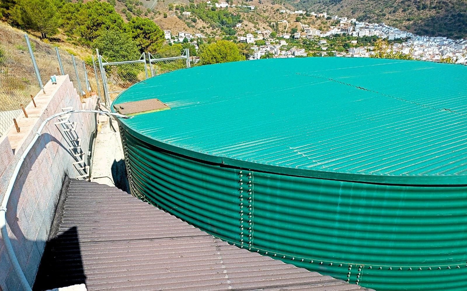 HouseFor Sale, Tolox, Malaga