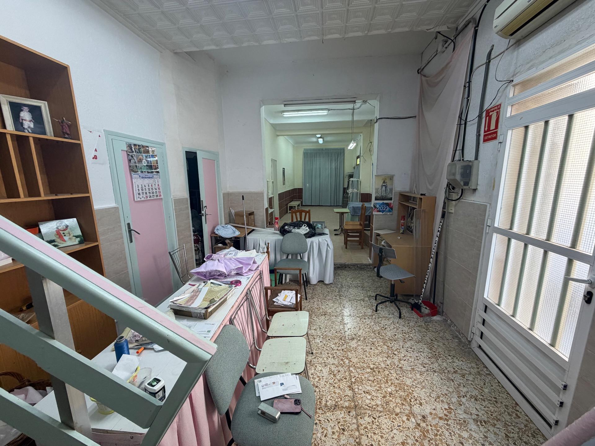 4 Bed, 1 Bath, ApartmentFor Sale, Almoradi, Alicante