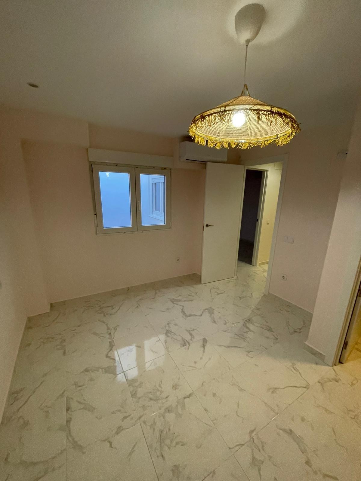 3 Bed, 2 Bath, ApartmentFor Sale, Torrevieja, Alicante