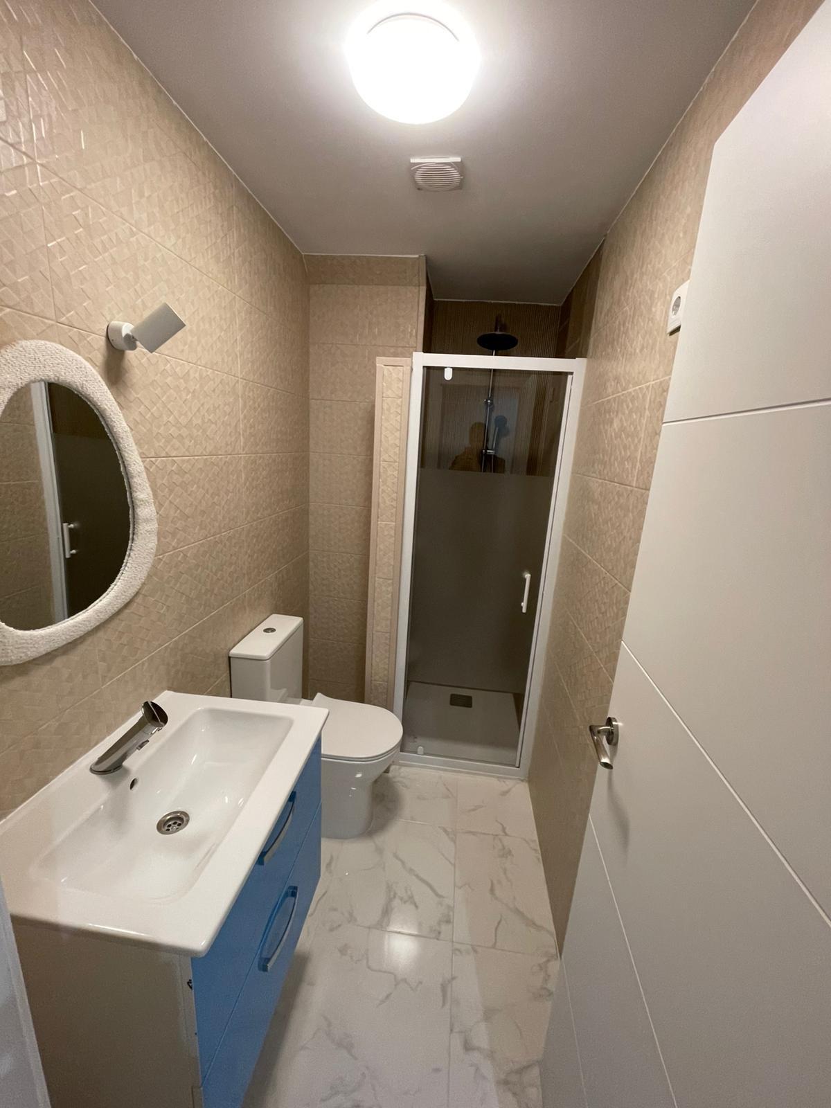 3 Bed, 2 Bath, ApartmentFor Sale, Torrevieja, Alicante