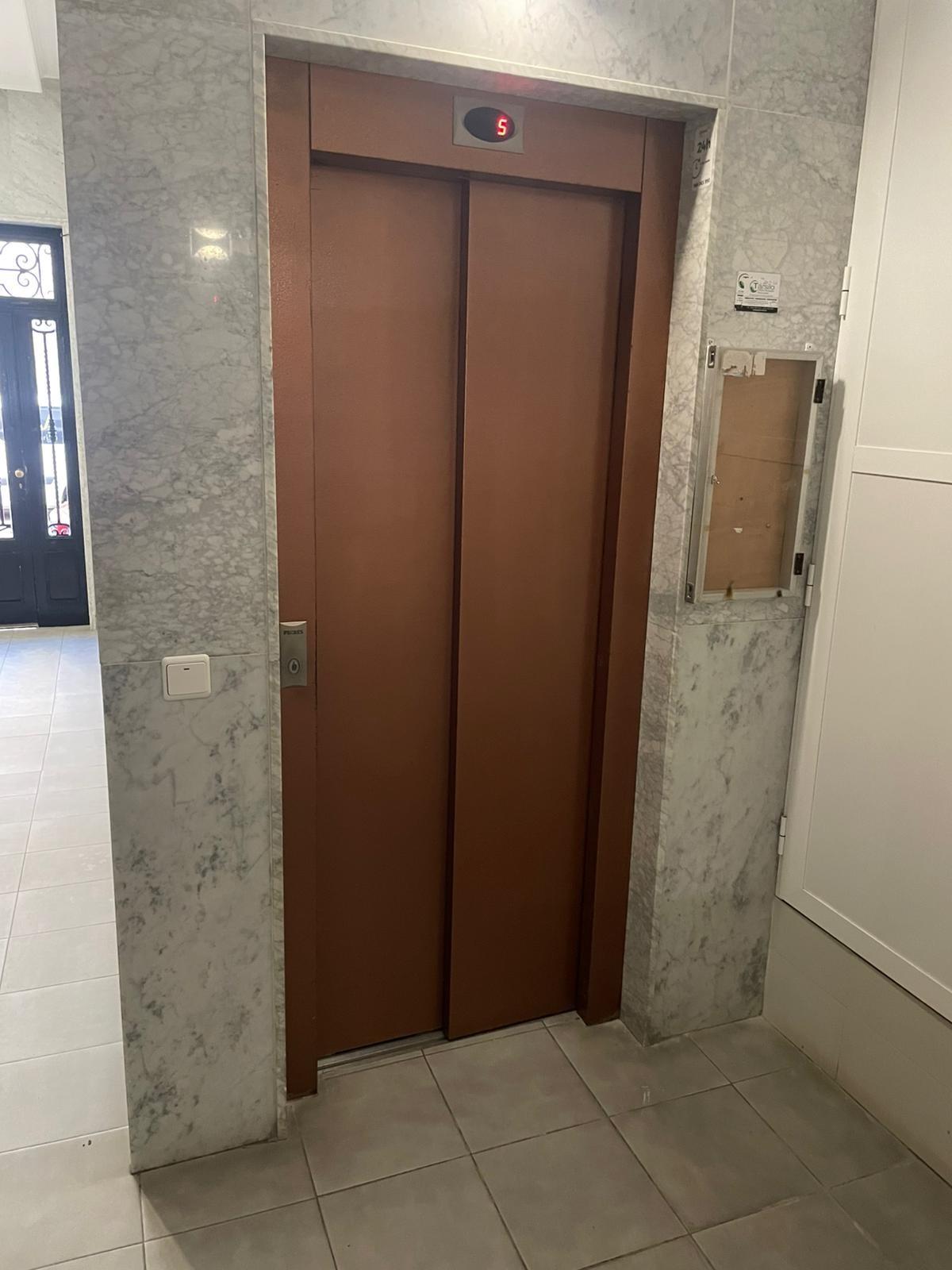 3 Bed, 2 Bath, ApartmentFor Sale, Torrevieja, Alicante