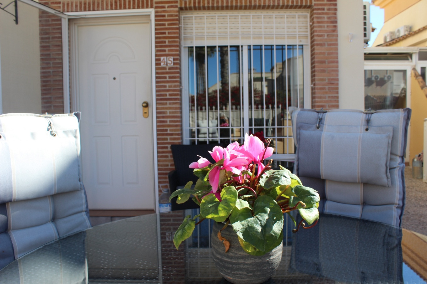 3 Bed, 2 Bath, HouseFor Sale, Villamartin, Alicante