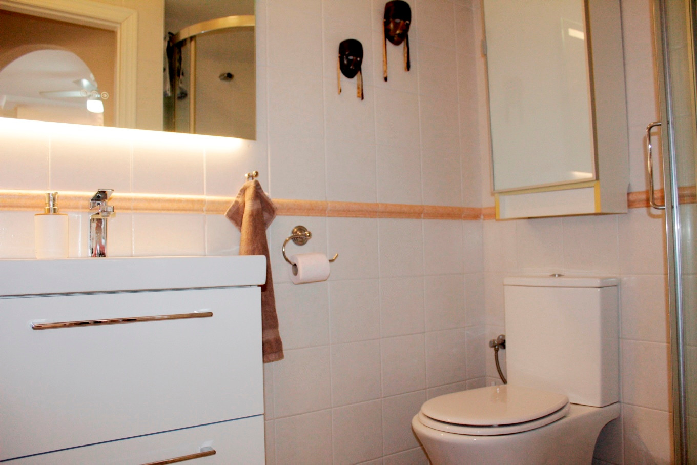 3 Bed, 2 Bath, HouseFor Sale, Villamartin, Alicante