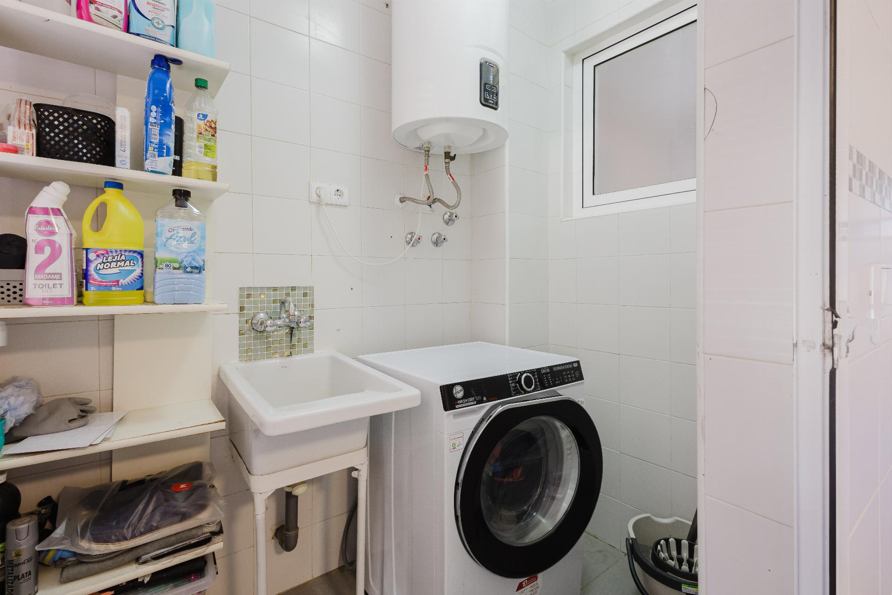 4 Bed, 2 Bath, ApartmentFor Sale, San Miguel de Salinas, Alicante