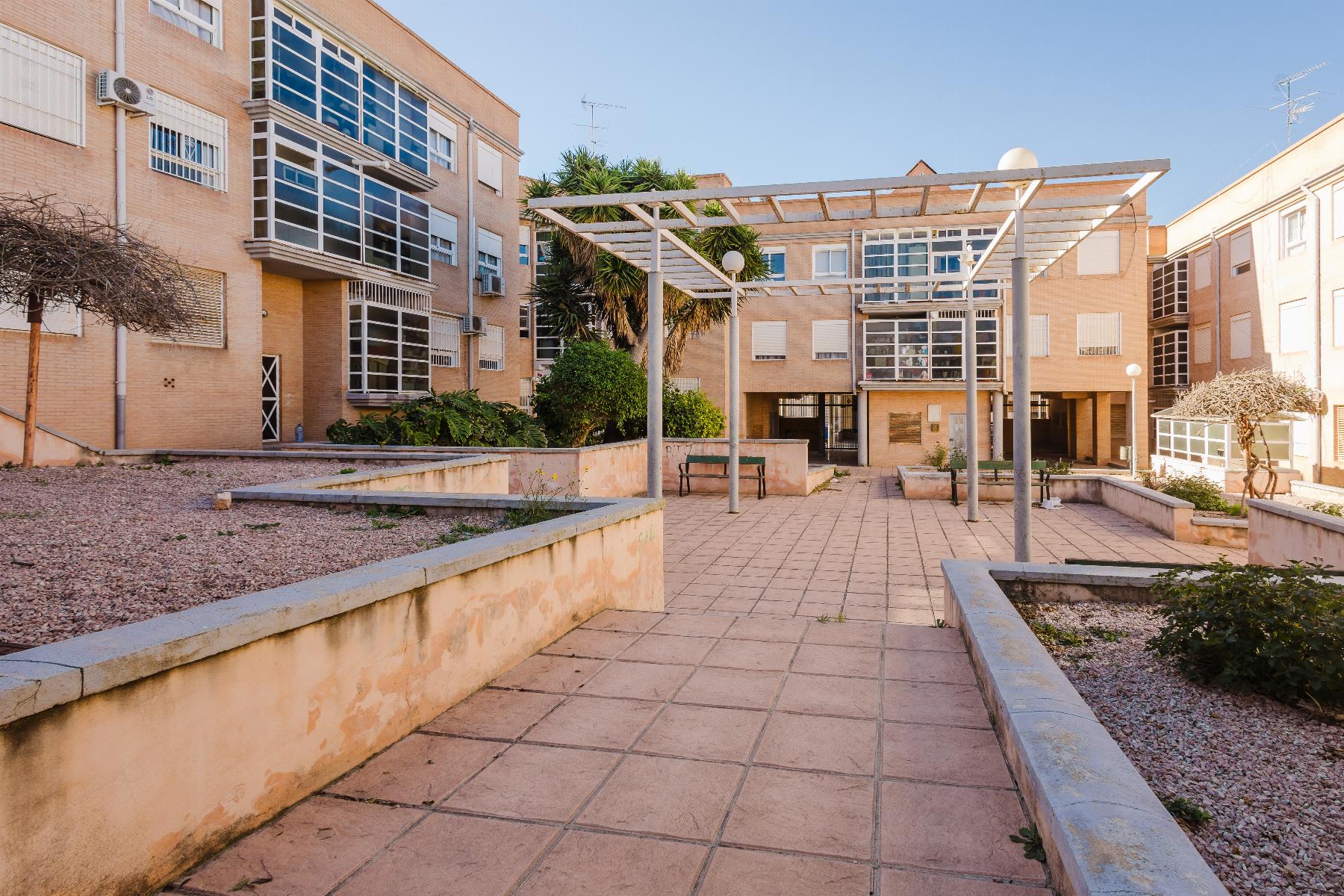 4 Bed, 2 Bath, ApartmentFor Sale, San Miguel de Salinas, Alicante