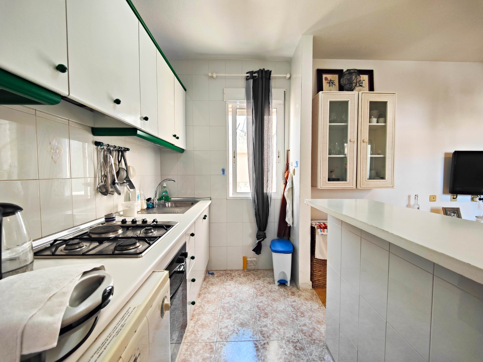 1 Bed, 1 Bath, ApartmentFor Sale, Torrevieja, Alicante