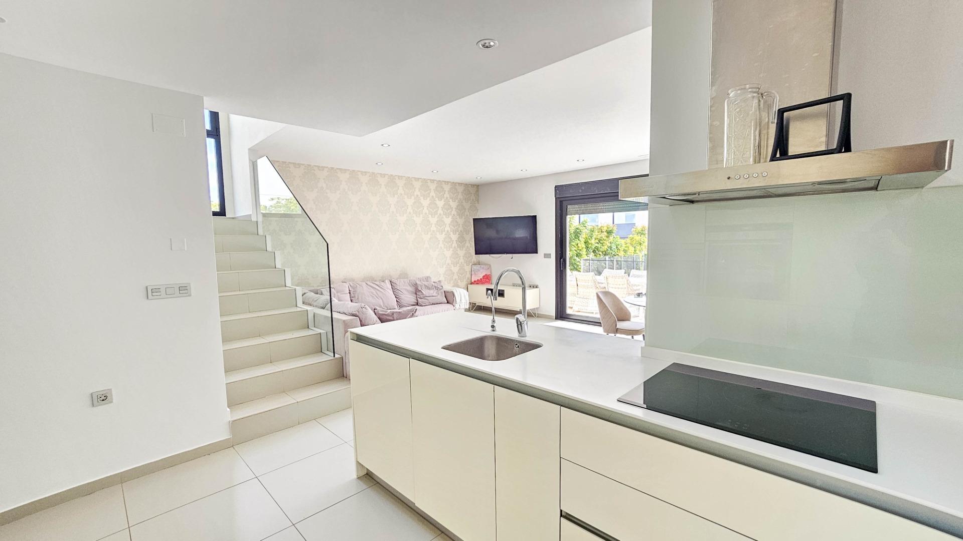 3 Bed, 2 Bath, HouseFor Sale, Rojales, Alicante