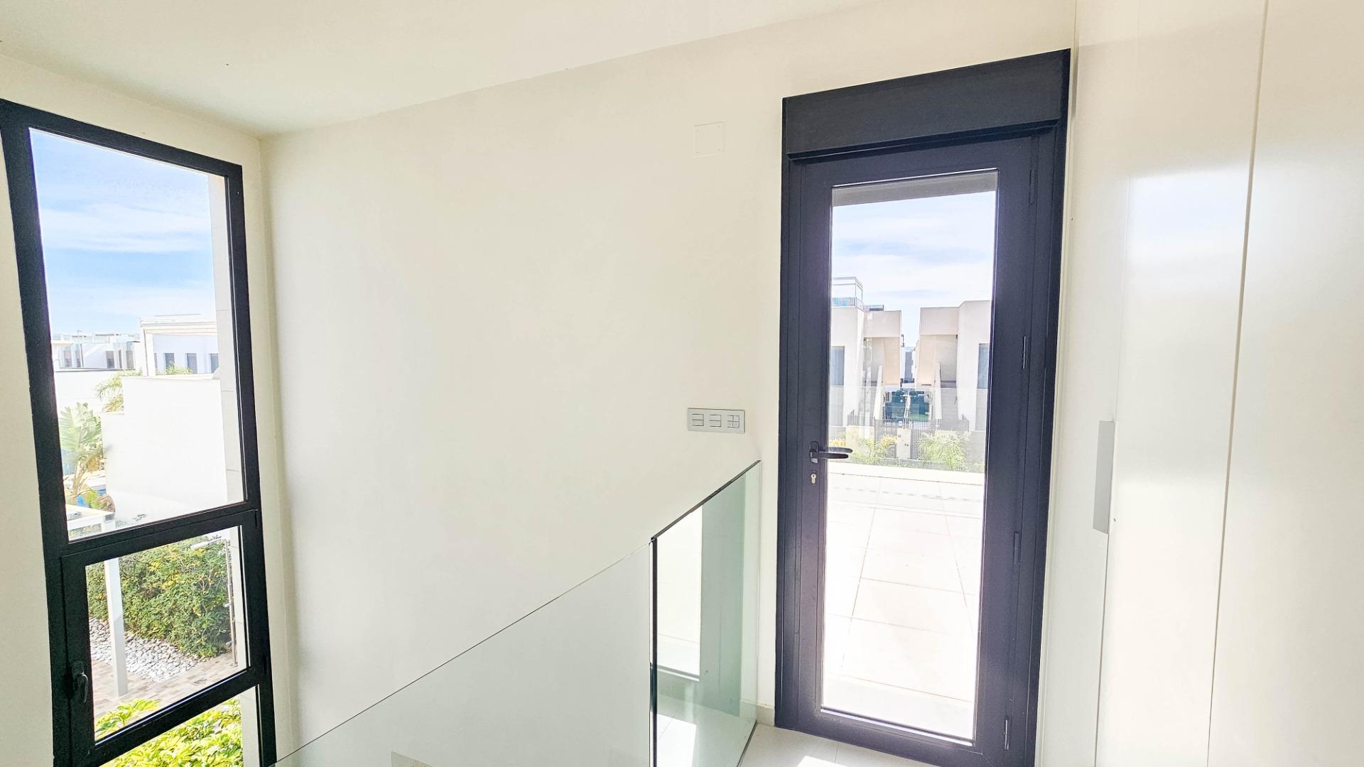 3 Bed, 2 Bath, HouseFor Sale, Rojales, Alicante