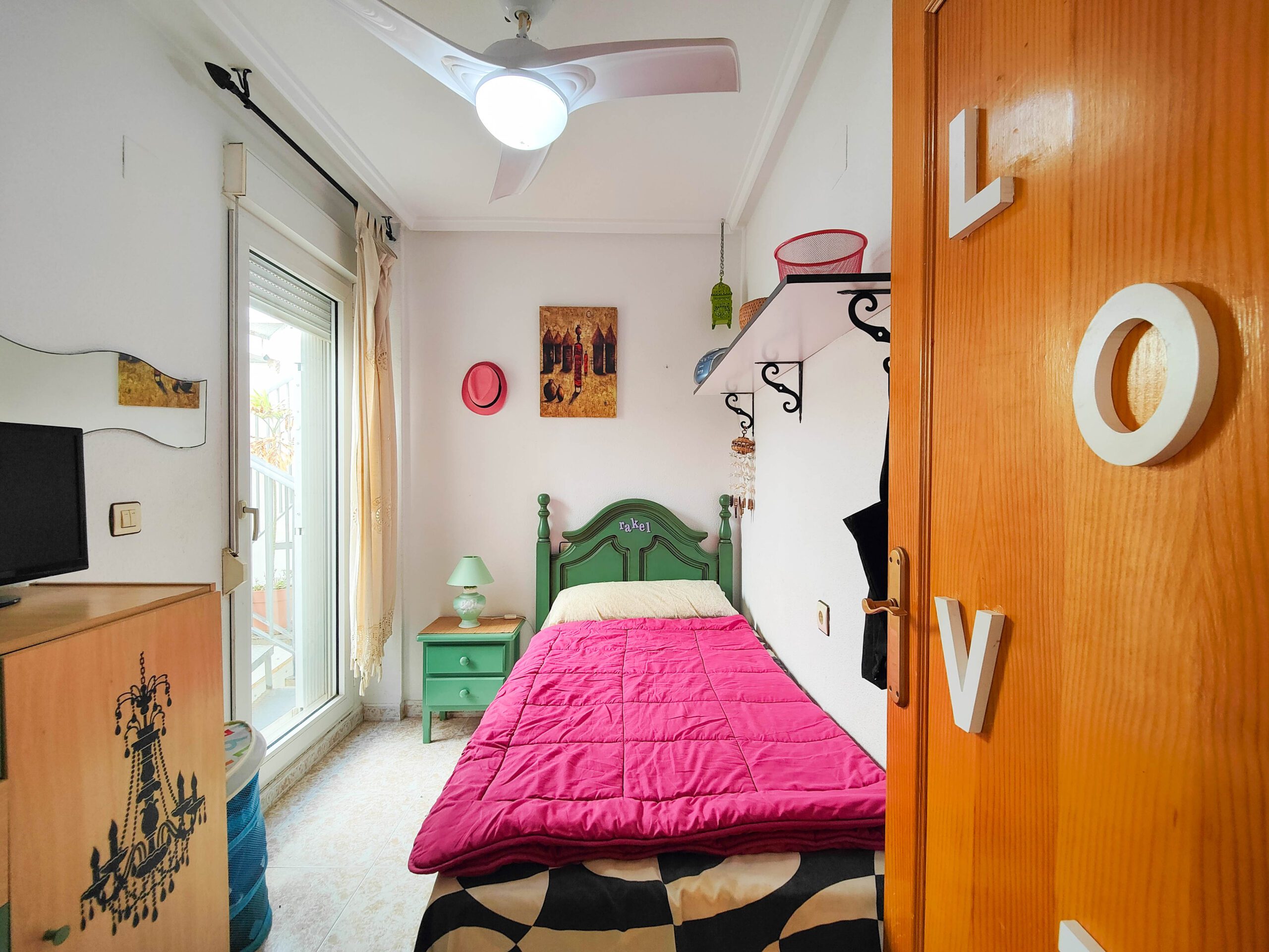 3 Bed, 1 Bath, ApartmentFor Sale, Torrevieja, Alicante