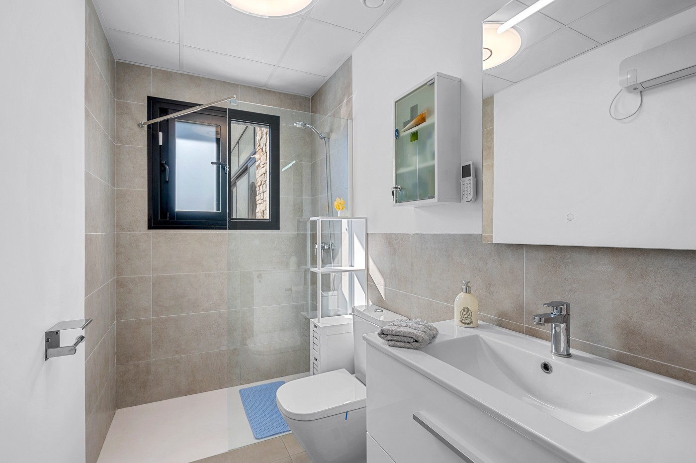 3 Bed, 2 Bath, HouseFor Sale, Calasparra, Murcia