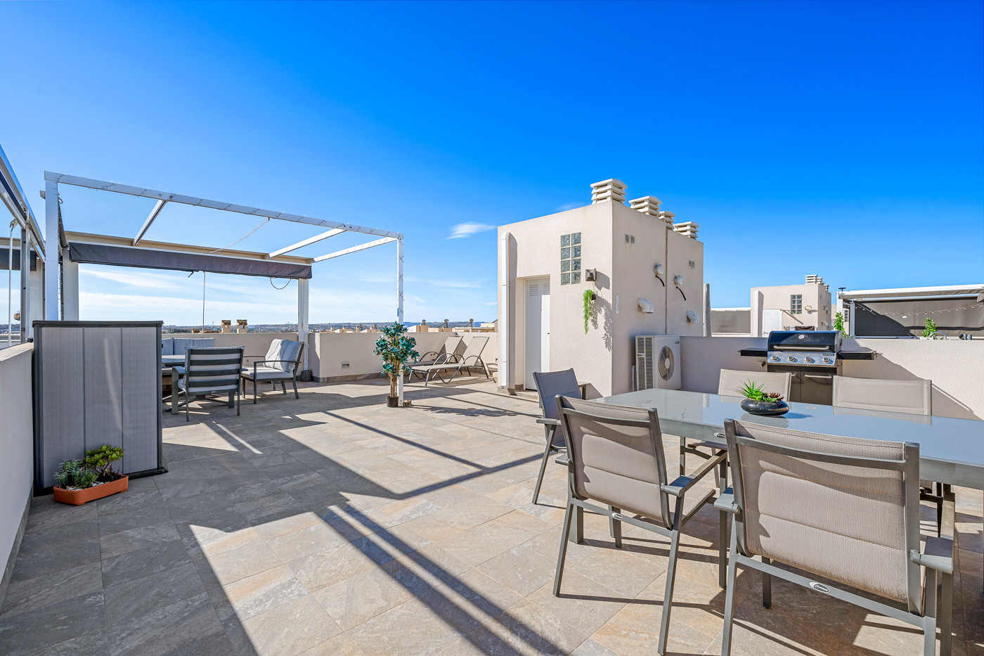 2 Bed, 2 Bath, HouseFor Sale, Torrevieja, Alicante