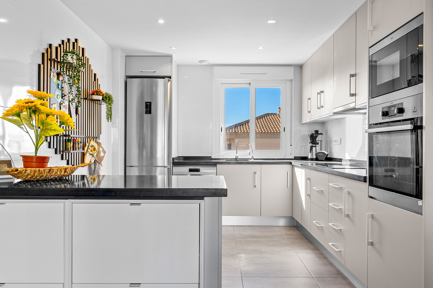 2 Bed, 2 Bath, HouseFor Sale, Torrevieja, Alicante