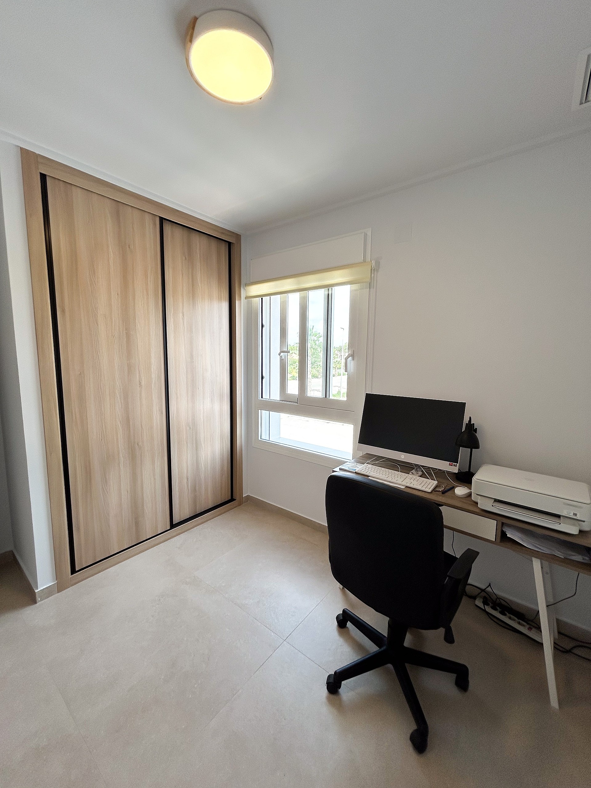 3 Bed, 2 Bath, ApartmentFor Sale, El Raso, Alicante