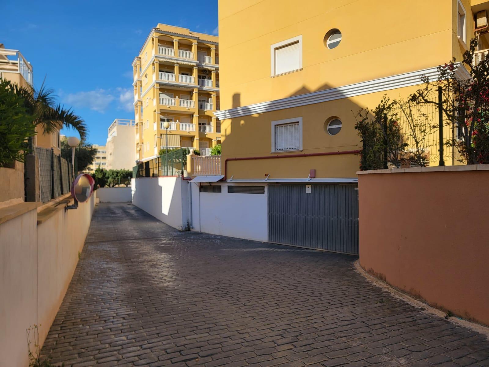 1 Bed, 1 Bath, ApartmentFor Sale, Torrevieja, Alicante