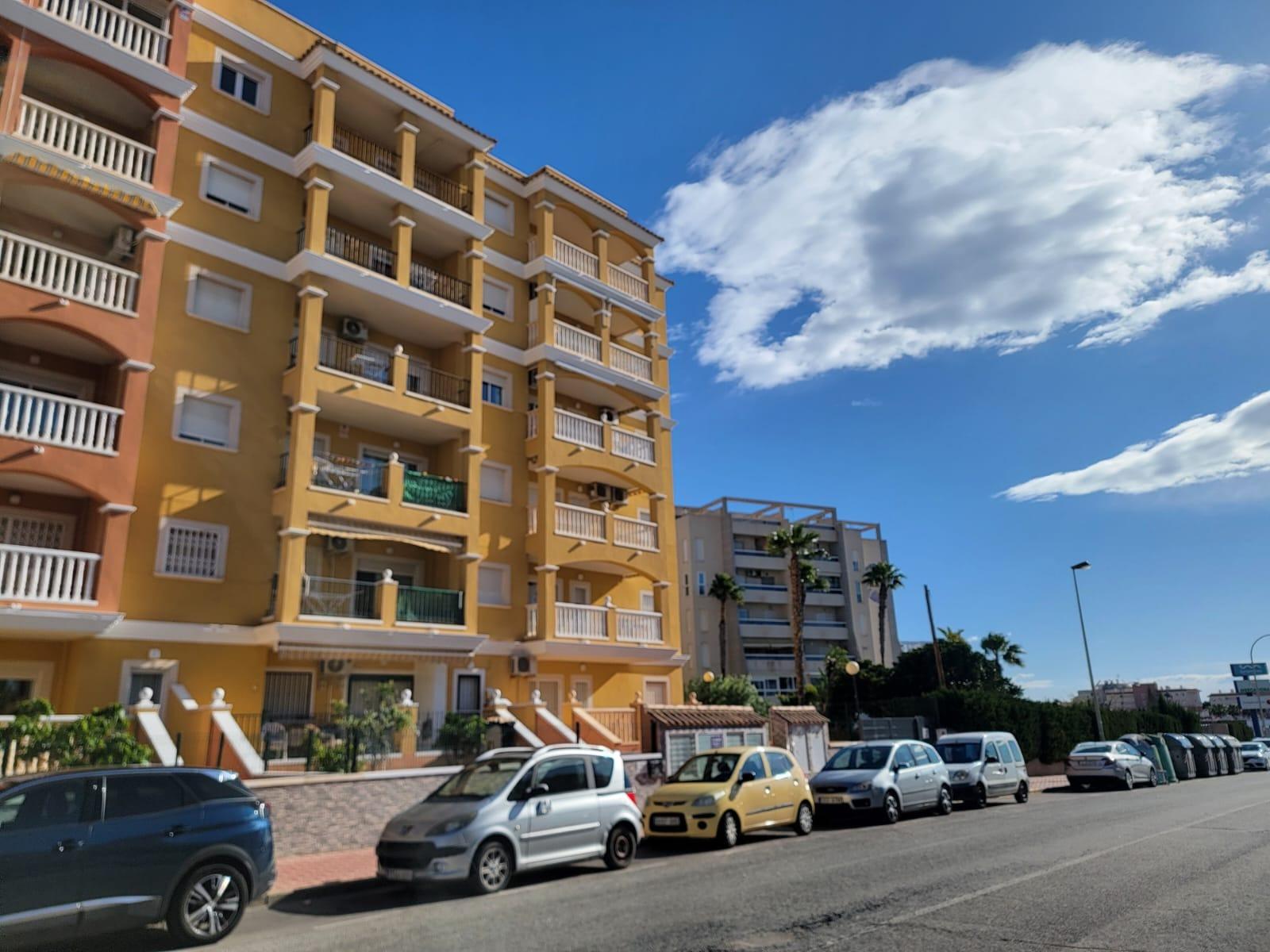 1 Bed, 1 Bath, ApartmentFor Sale, Torrevieja, Alicante