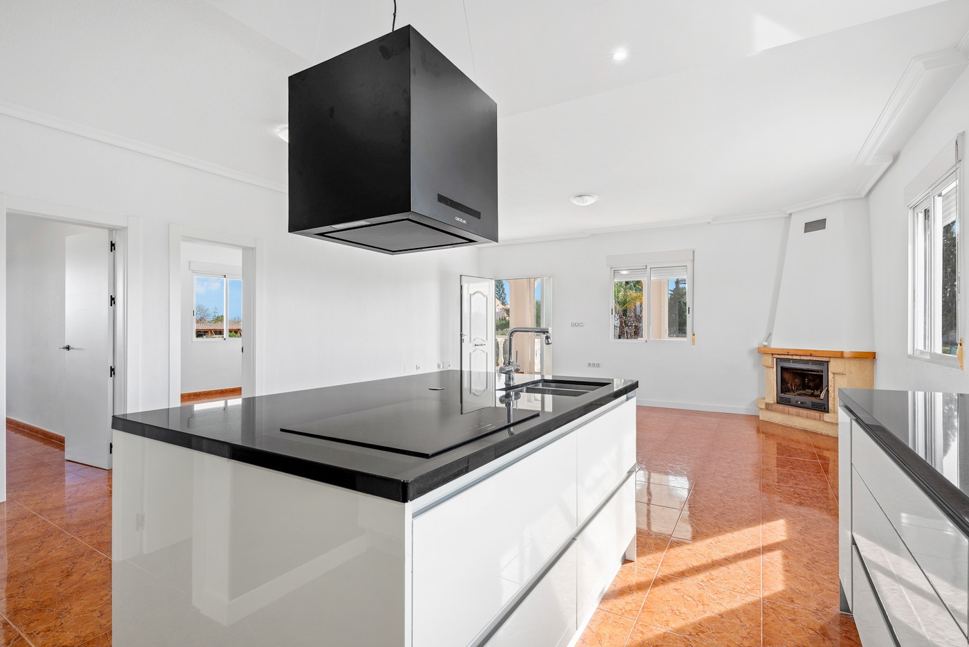 4 Bed, 3 Bath, HouseFor Sale, Dolores, Alicante