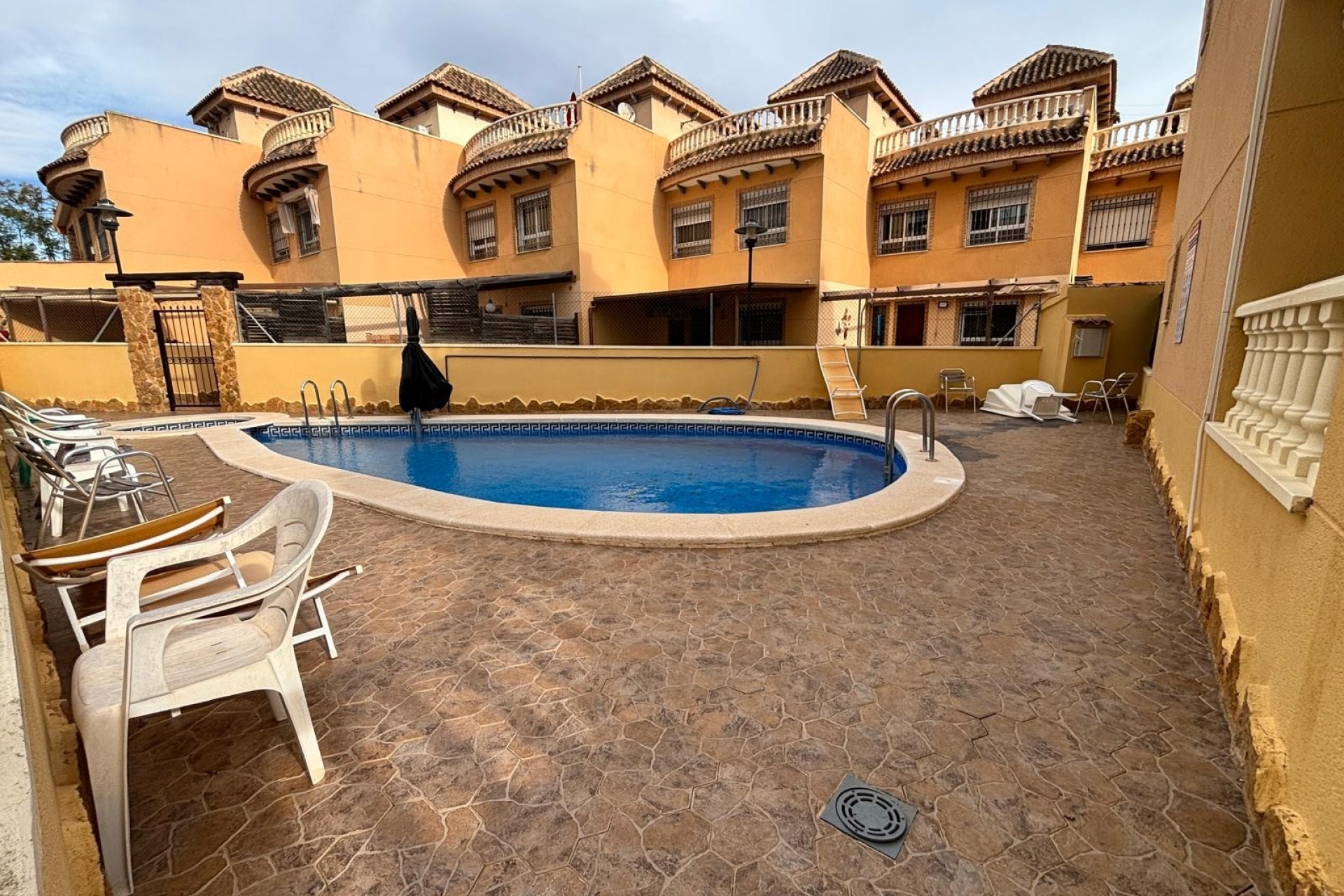 5 Bed, 2 Bath, HouseFor Sale, Guardamar Del Segura, Alicante