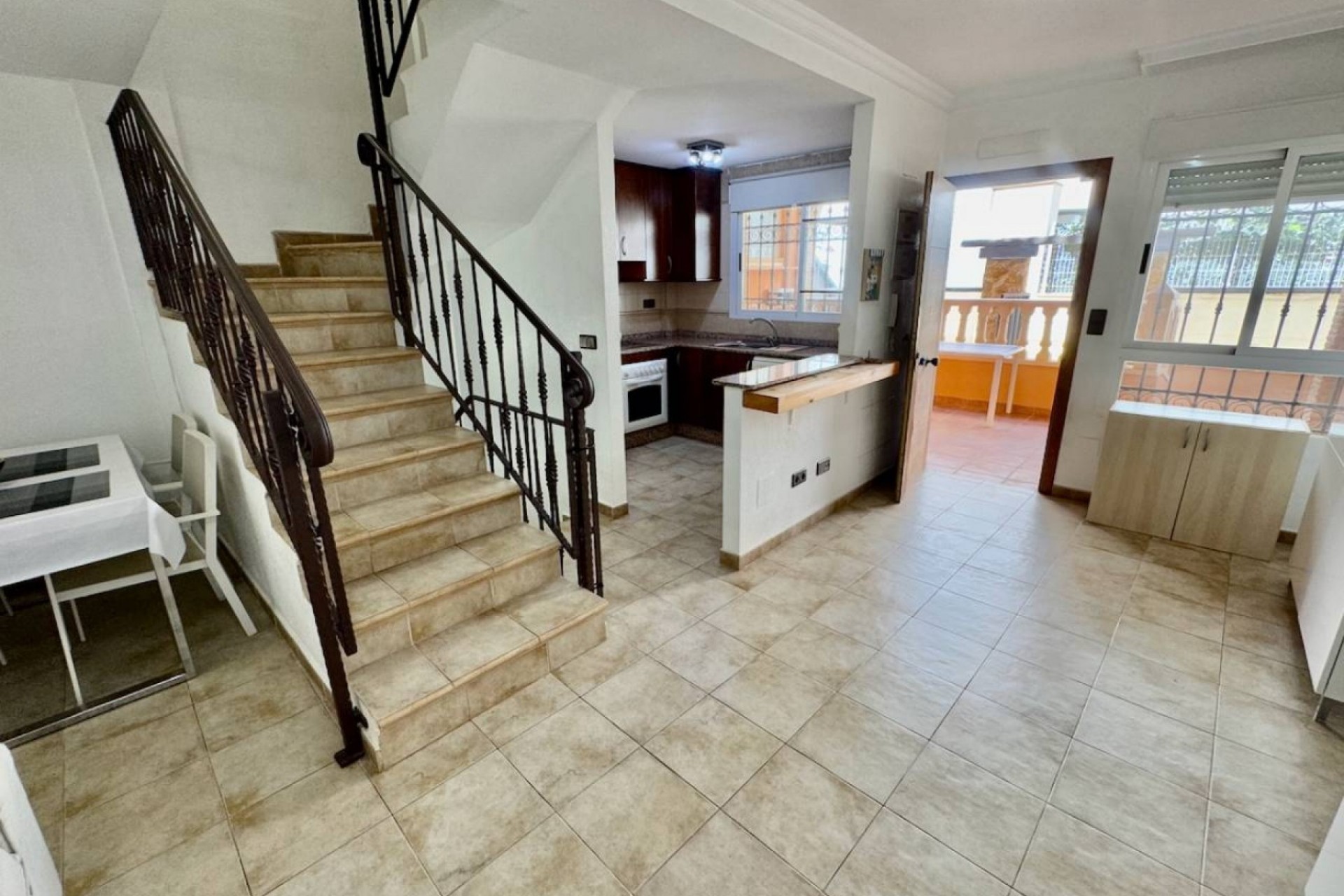 5 Bed, 2 Bath, HouseFor Sale, Guardamar Del Segura, Alicante