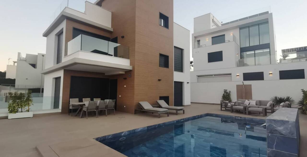 6 Bed, 5 Bath, HouseFor Sale, Campoamor, Alicante