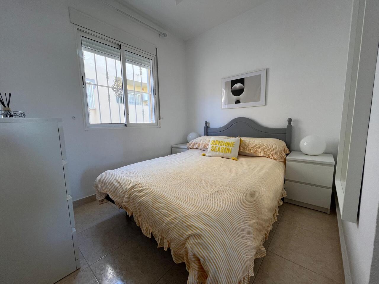 2 Bed, 1 Bath, ApartmentFor Sale, Villamartin, Cadiz