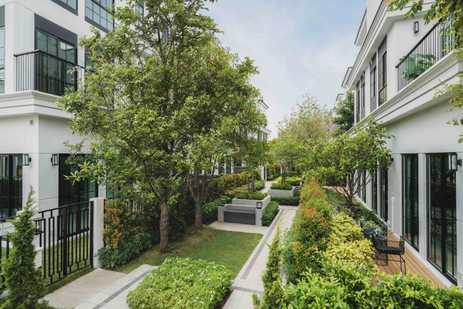 4 Bed, 4 Bath, HouseFor Sale, Nonthaburi Civic Center, Bangkok