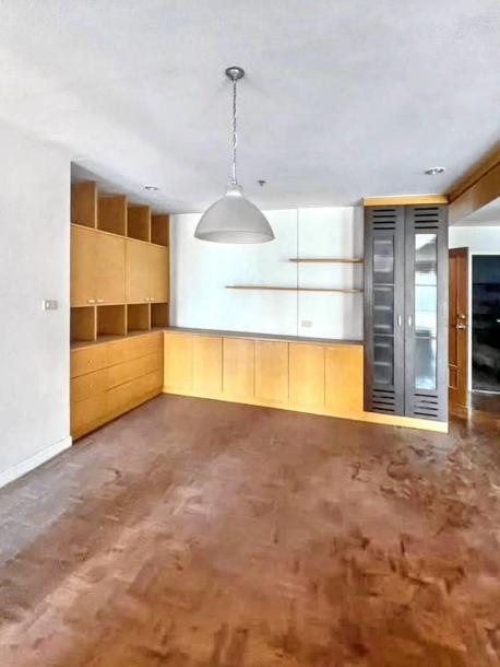 2 Bath, ApartmentFor Sale, Sathon, Bangkok