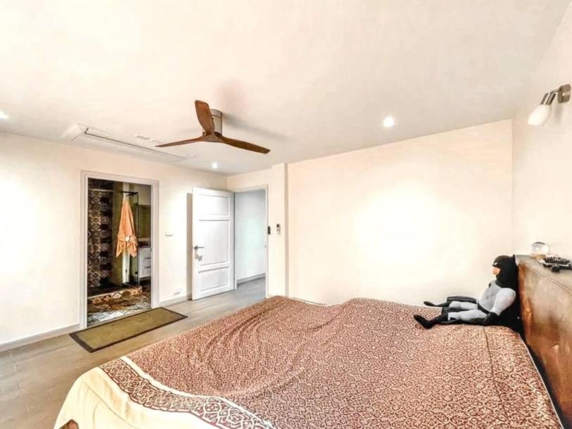 5 Bed, 4 Bath, HouseFor Sale, Charoen Krung, Bangkok