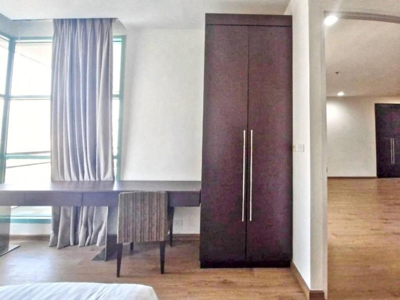 2 Bath, ApartmentFor Sale, Charoen Krung, Bangkok
