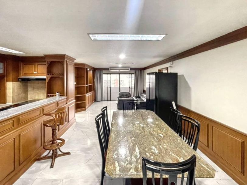 3 Bath, ApartmentFor Sale, Sukhumvit, Bangkok