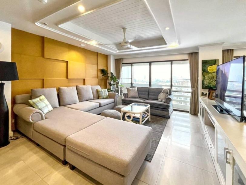 2 Bath, ApartmentFor Sale, Sukhumvit, Bangkok