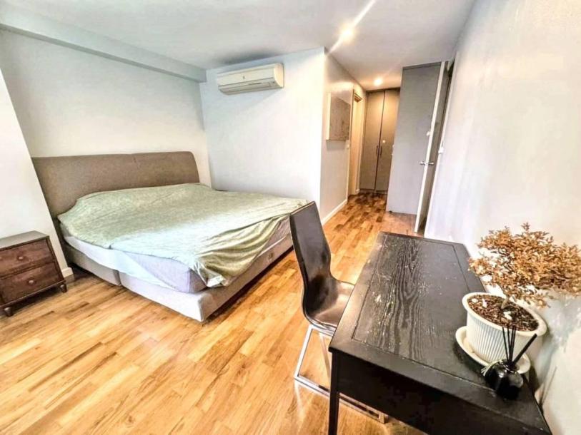 2 Bath, ApartmentFor Sale, Khlong Toei, Bangkok