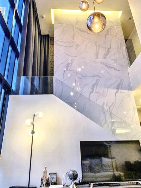 3 Bath, ApartmentFor Sale, Huai Khwang, Bangkok