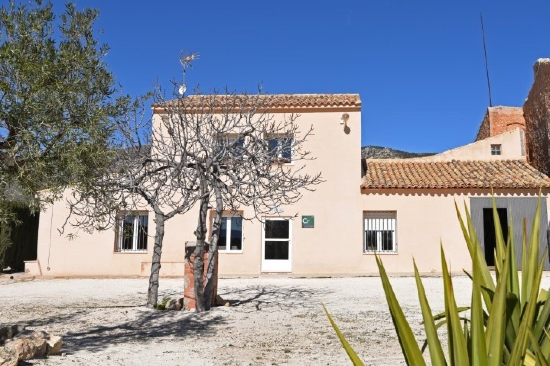 4 Bed, 2 Bath, HouseFor Sale, Pinoso, Alicante