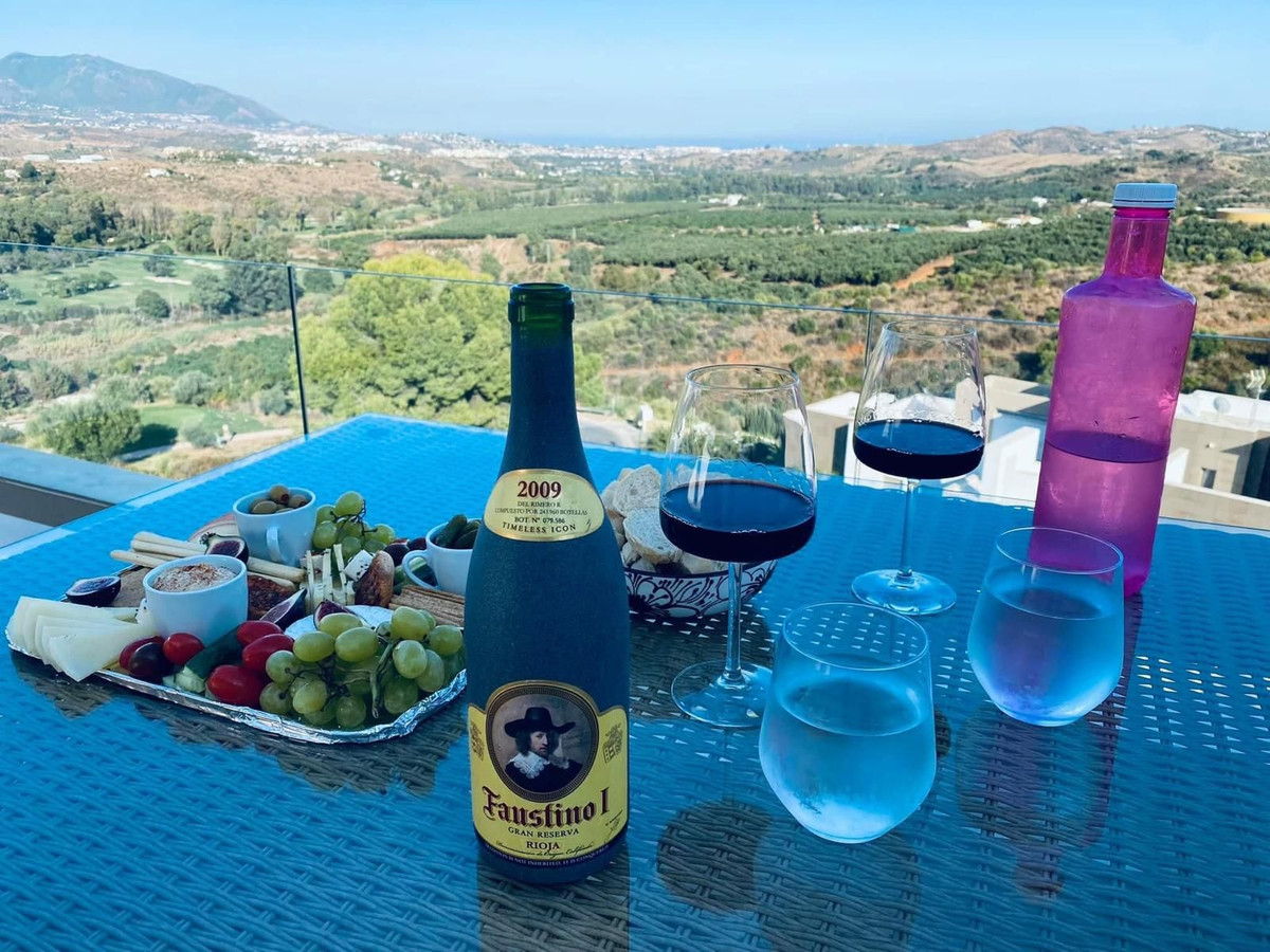 3 Bed, 3 Bath, HouseFor Sale, La Cala Golf, Malaga