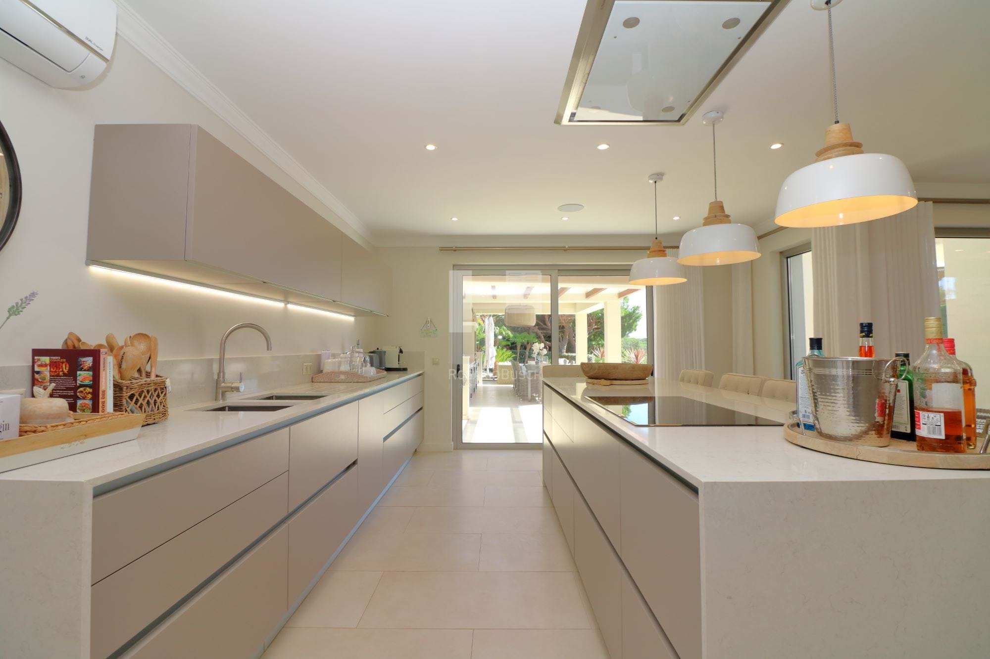 4 Bed, 5 Bath, HouseFor Sale, Vale do Lobo, Loulé, Faro