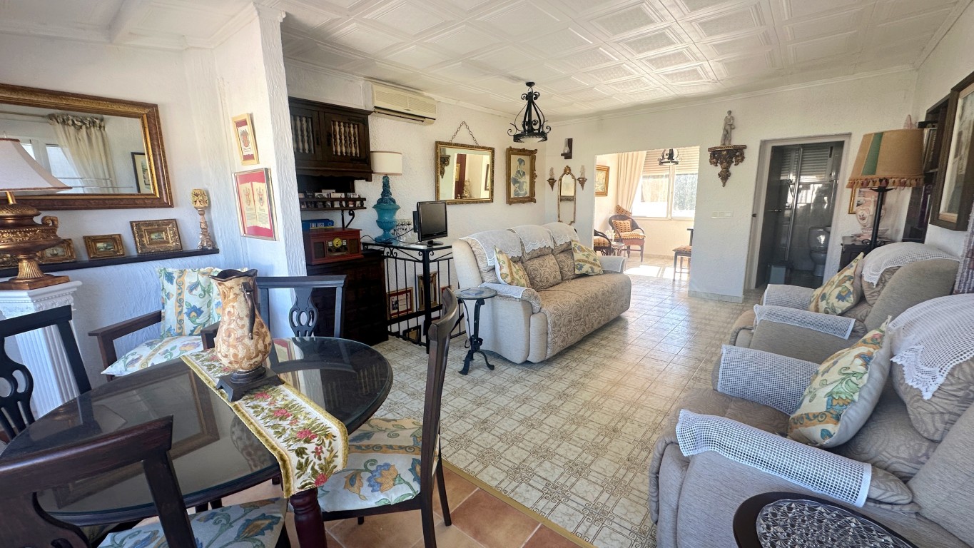 2 Bed, 2 Bath, HouseFor Sale, Albir, Alicante