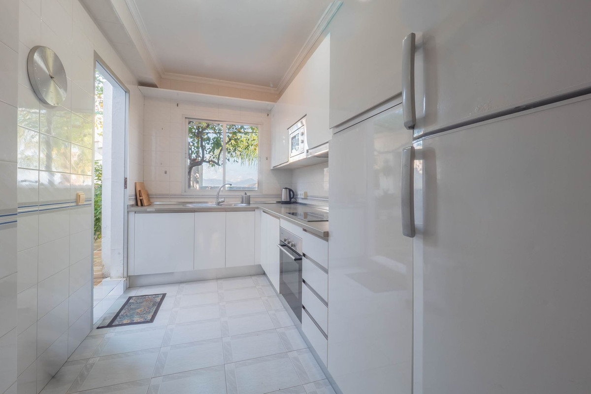 Alhaurin el Grande, Malaga, 5 Bedrooms Bedrooms, ,2 BathroomsBathrooms,For Sale,R5306755