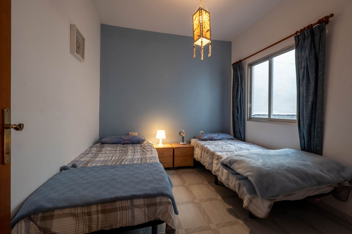 Alhaurin el Grande, Malaga, 5 Bedrooms Bedrooms, ,2 BathroomsBathrooms,For Sale,R5306755