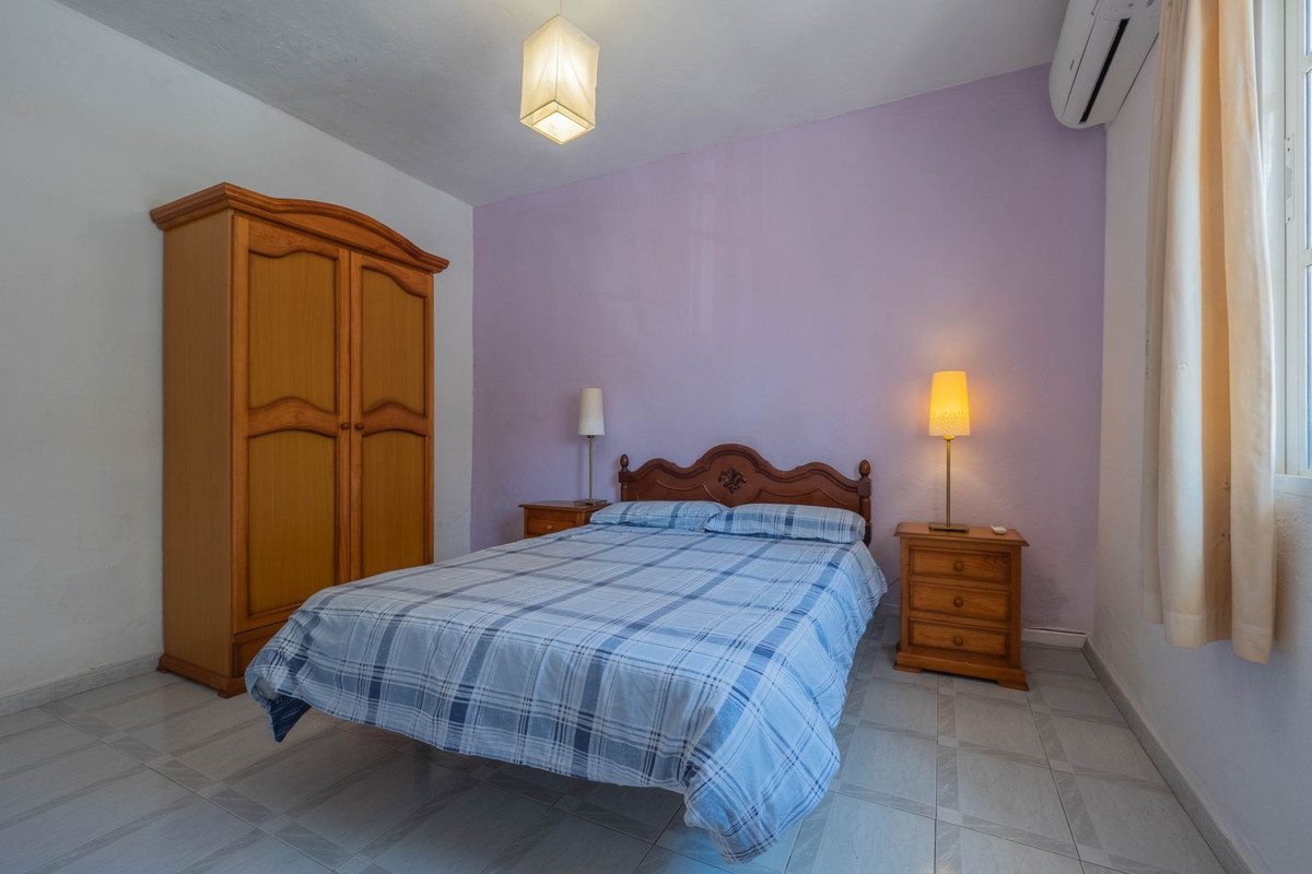 Alhaurin el Grande, Malaga, 5 Bedrooms Bedrooms, ,2 BathroomsBathrooms,For Sale,R5306755