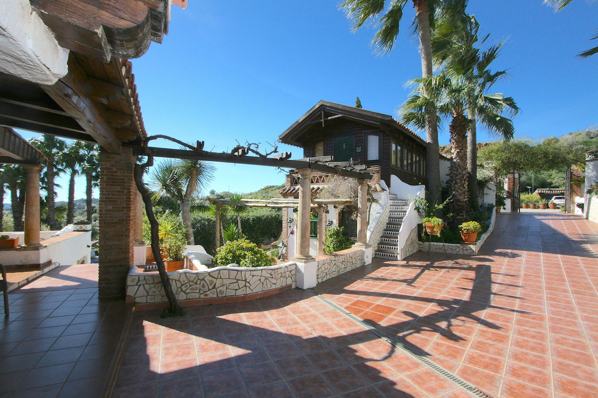 8 Bed, 6 Bath, HouseFor Sale, Mijas, Malaga