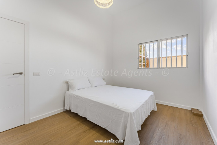 1 Bed, 1 Bath, ApartmentFor Sale, Los Abrigos, Los Abrigos