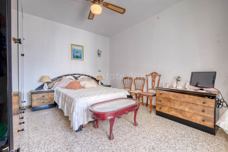 3 Bed, 2 Bath, HouseFor Sale, Puerto de Santiago, Puerto De Santiago