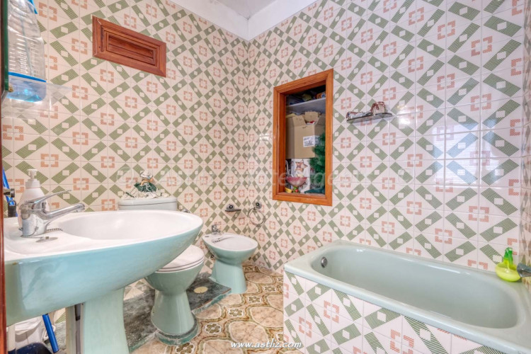 3 Bed, 2 Bath, HouseFor Sale, Puerto de Santiago, Puerto De Santiago